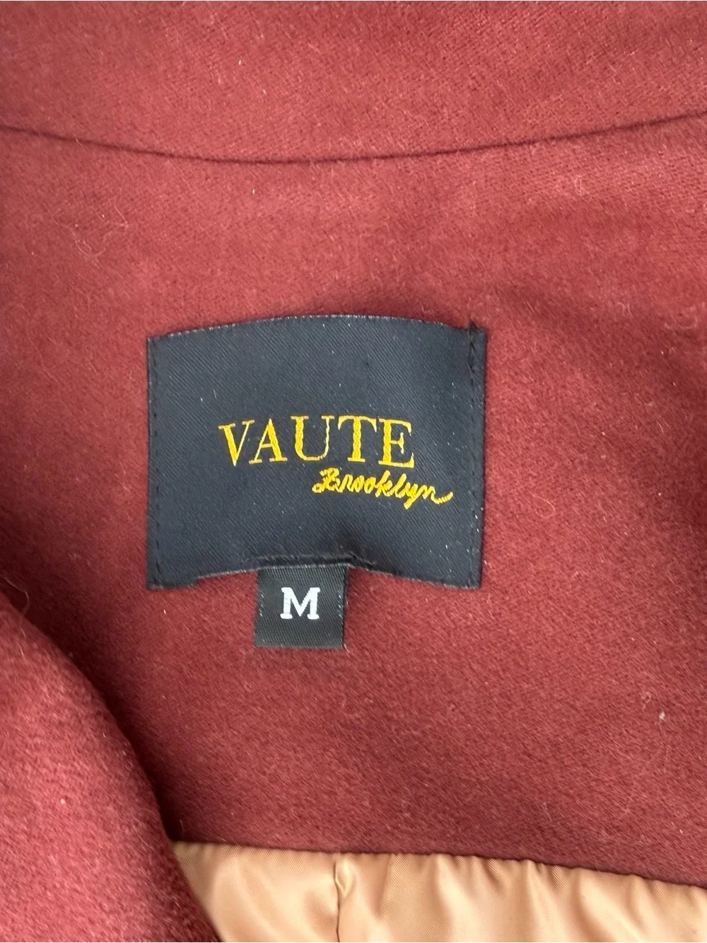 Vaute Jacket - Picture 2 of 8